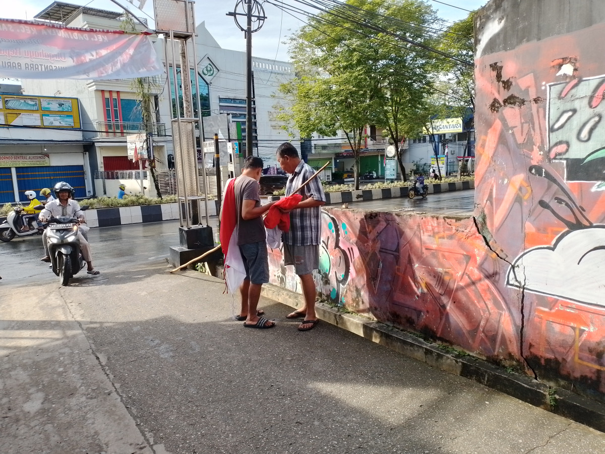 Kerja bakti lingkungan rt 31