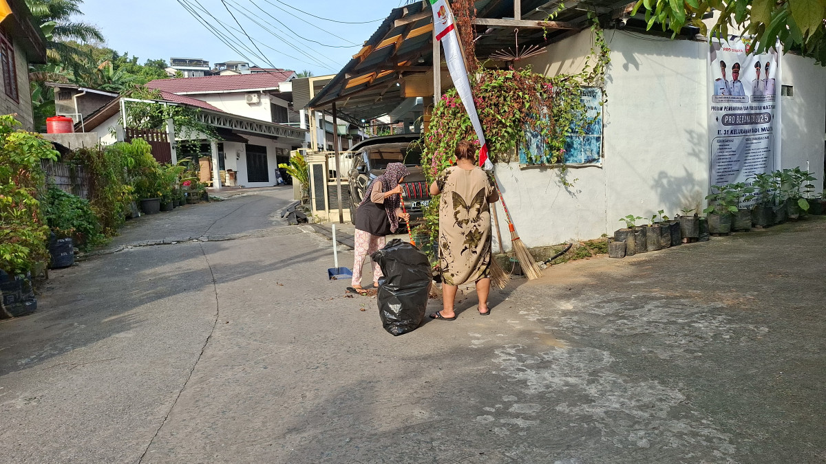 Kerjabakti rutin di lingkungan RT 31
