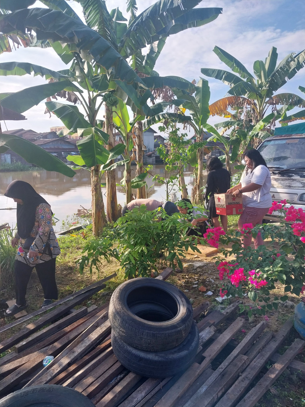 Kegiatan kerjabakti di cepari