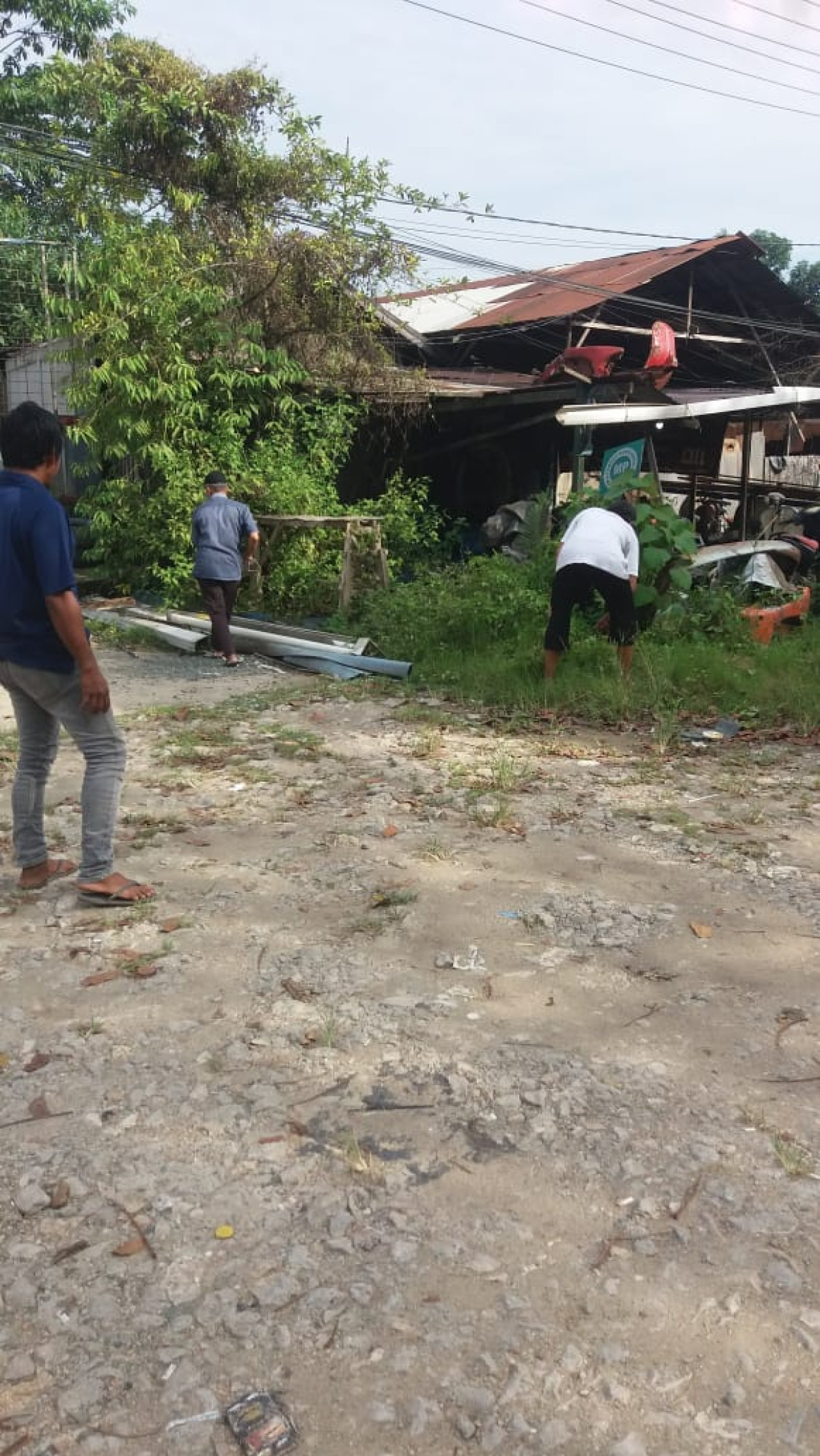 Kerja bakti lingkungan
