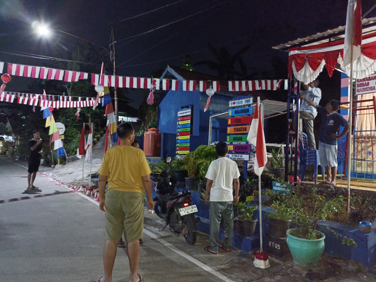 PEMASANGAN UMBUL UMBUL