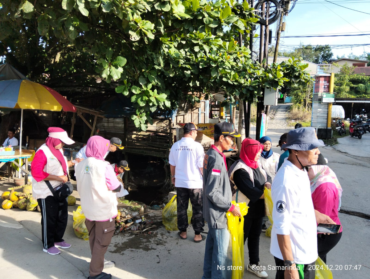 Gotong royong bersama
