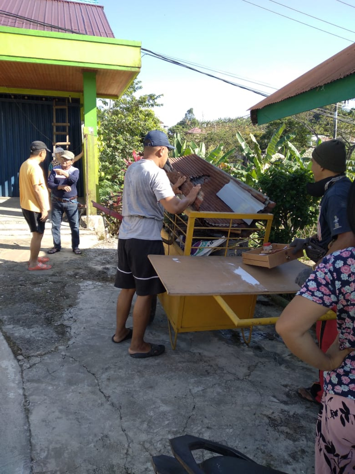Kerja bakti 1, Pos Kamling