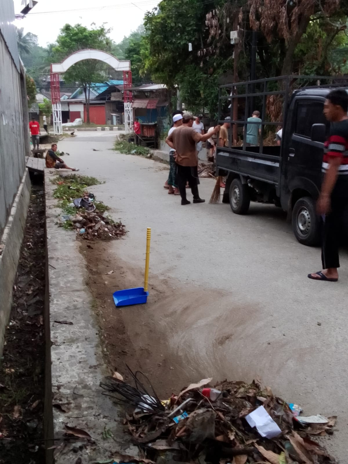 Pembersihan gang Lok batu 2