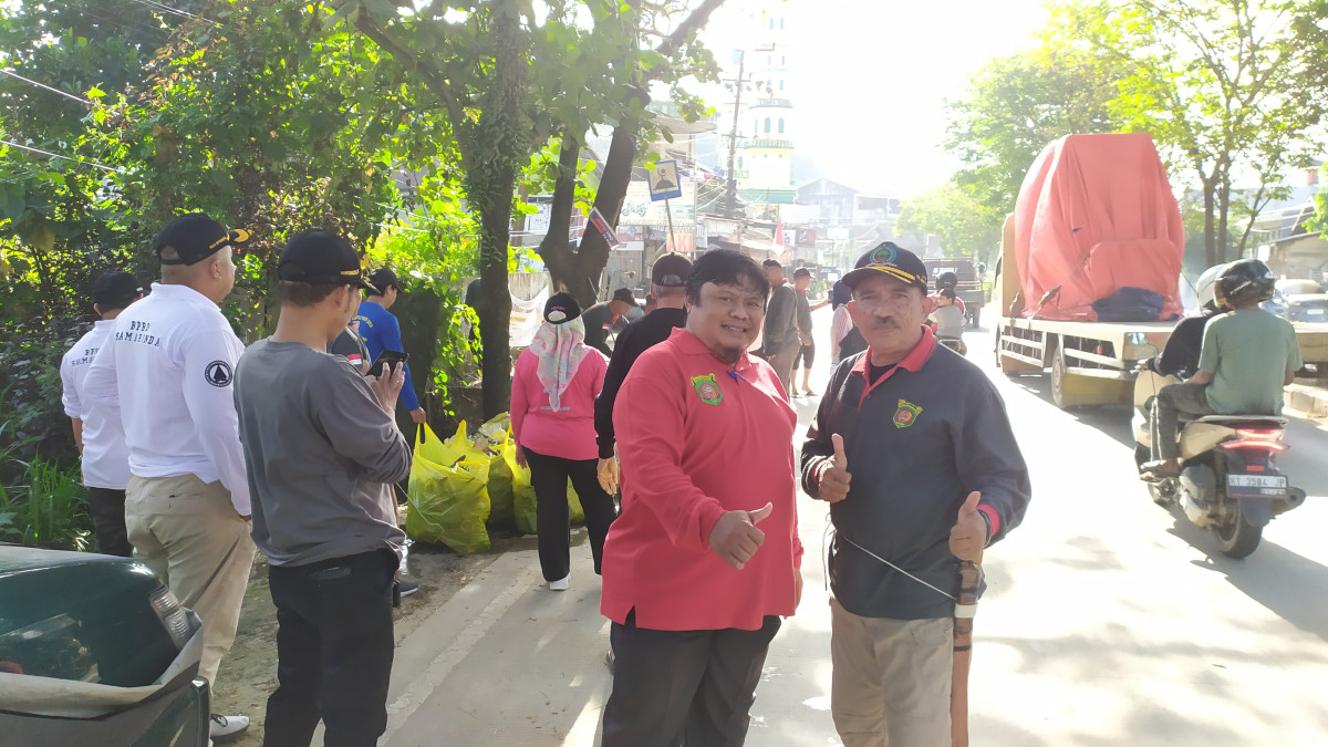 Kerja bakti di blok A3/aA4