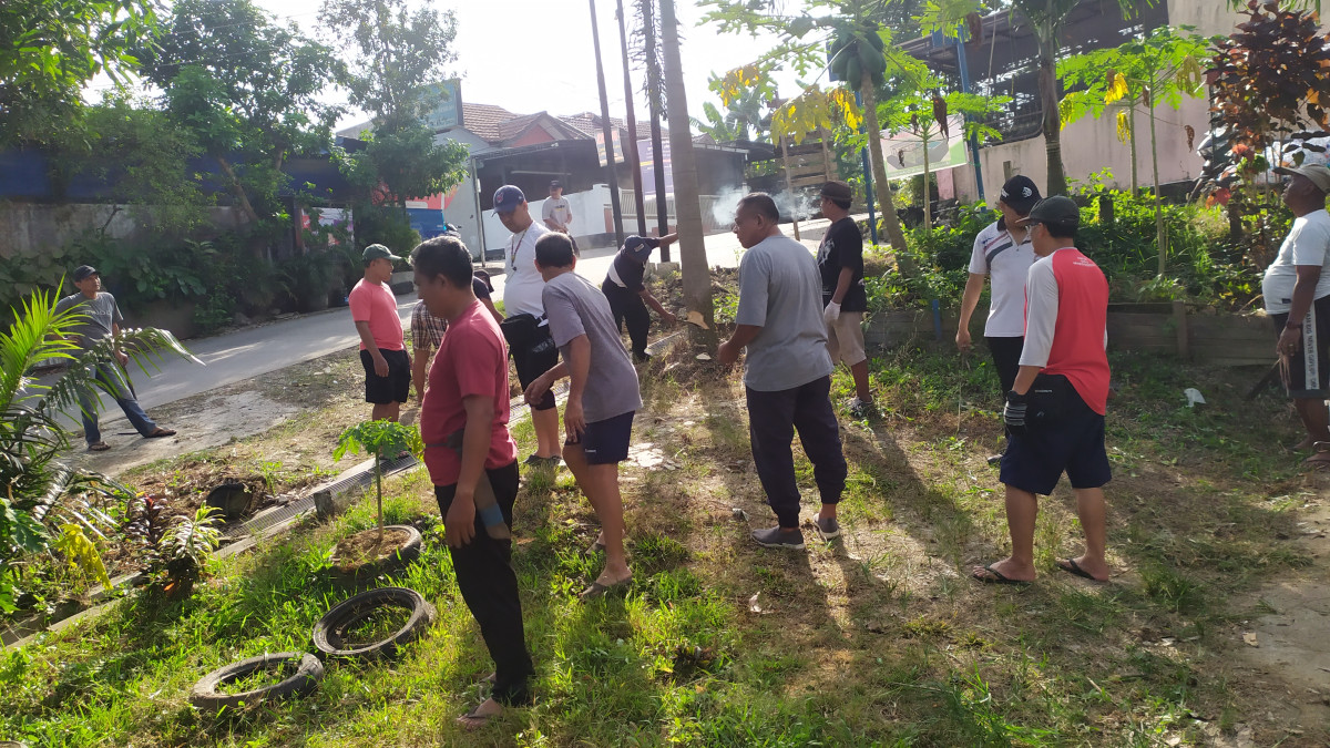 Kegiatan kerja bakti rutin
