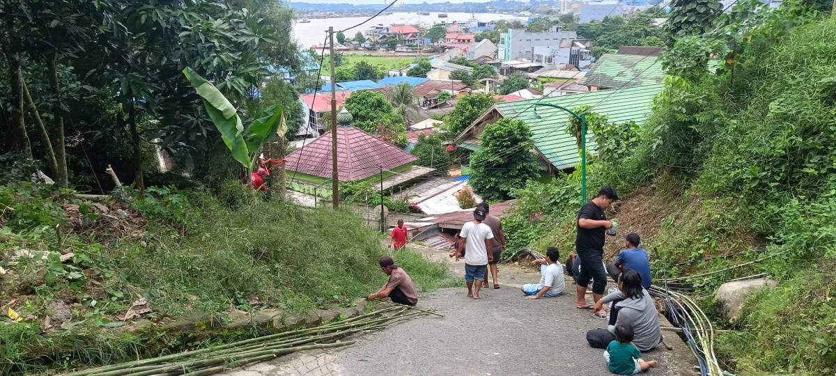 Kerja bakti,Jln.Lumba-Lumba GG.1 RT 02 Kel.Selili