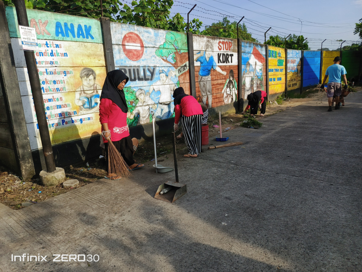 Gotong Royong Serentak Kel. Selili