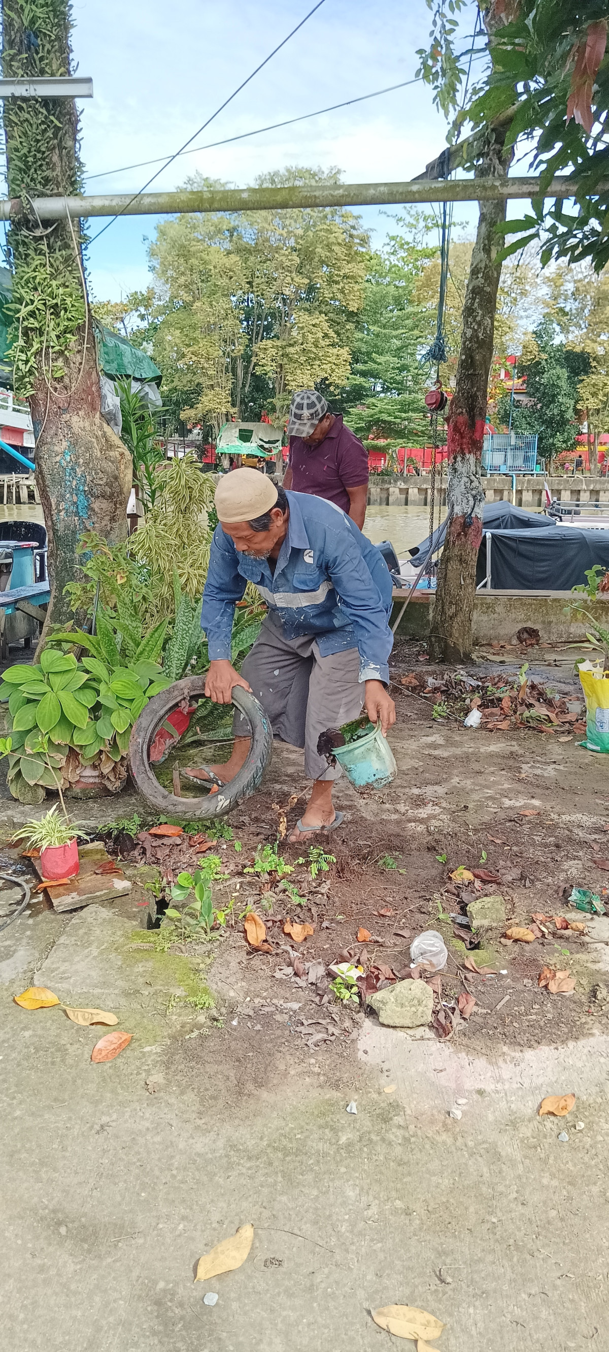 Kerja bakti RT 01