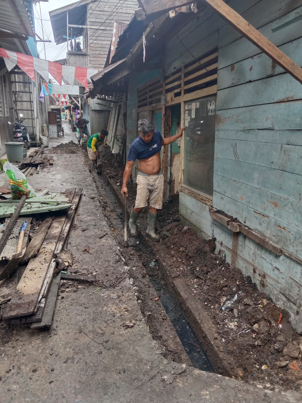 kerja bakti rt 03