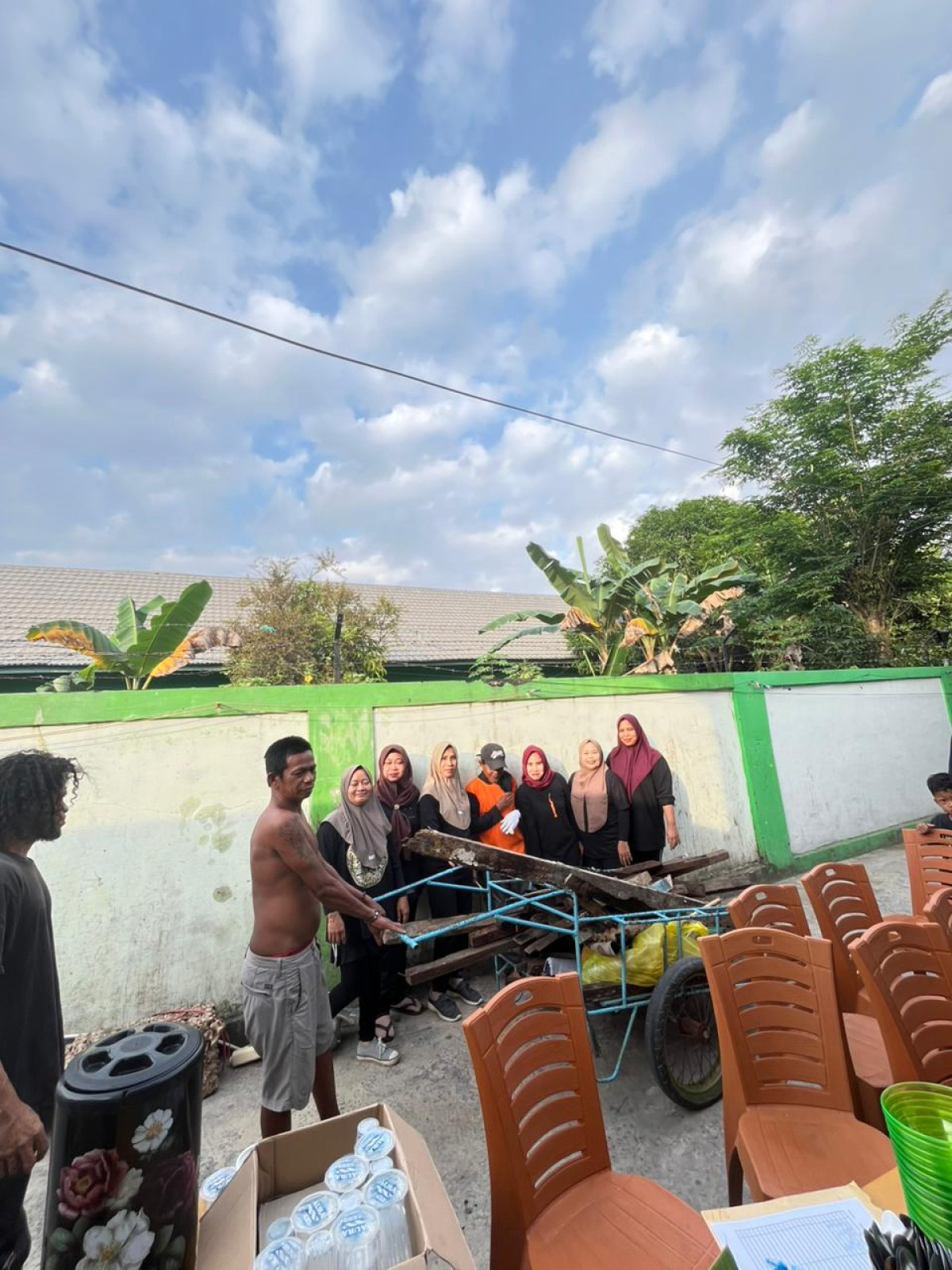 GOTONG ROYONG