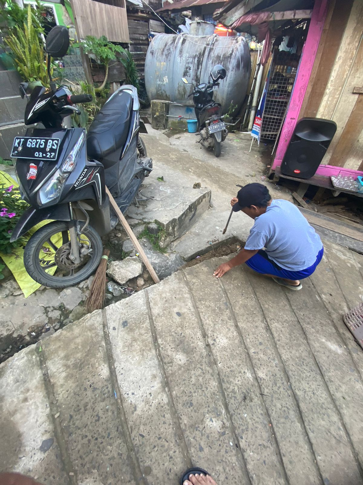 Gotong Royong RT. 05