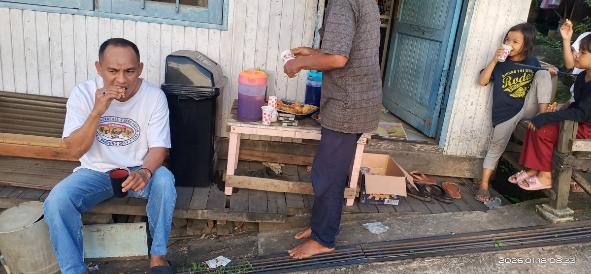 Kerja bakti 1 rt 08