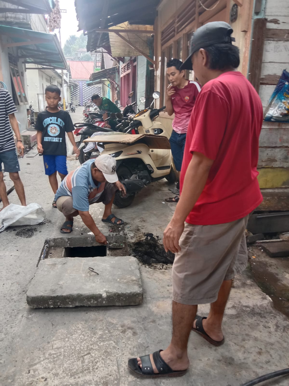 kerja bakti rt 10