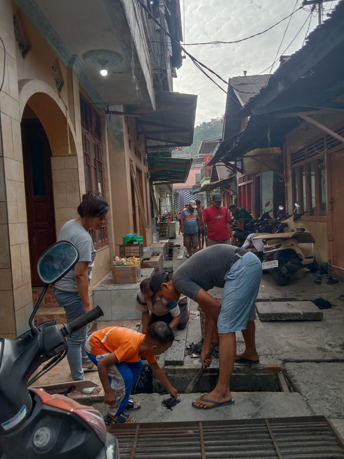 kerja bakti rt 10