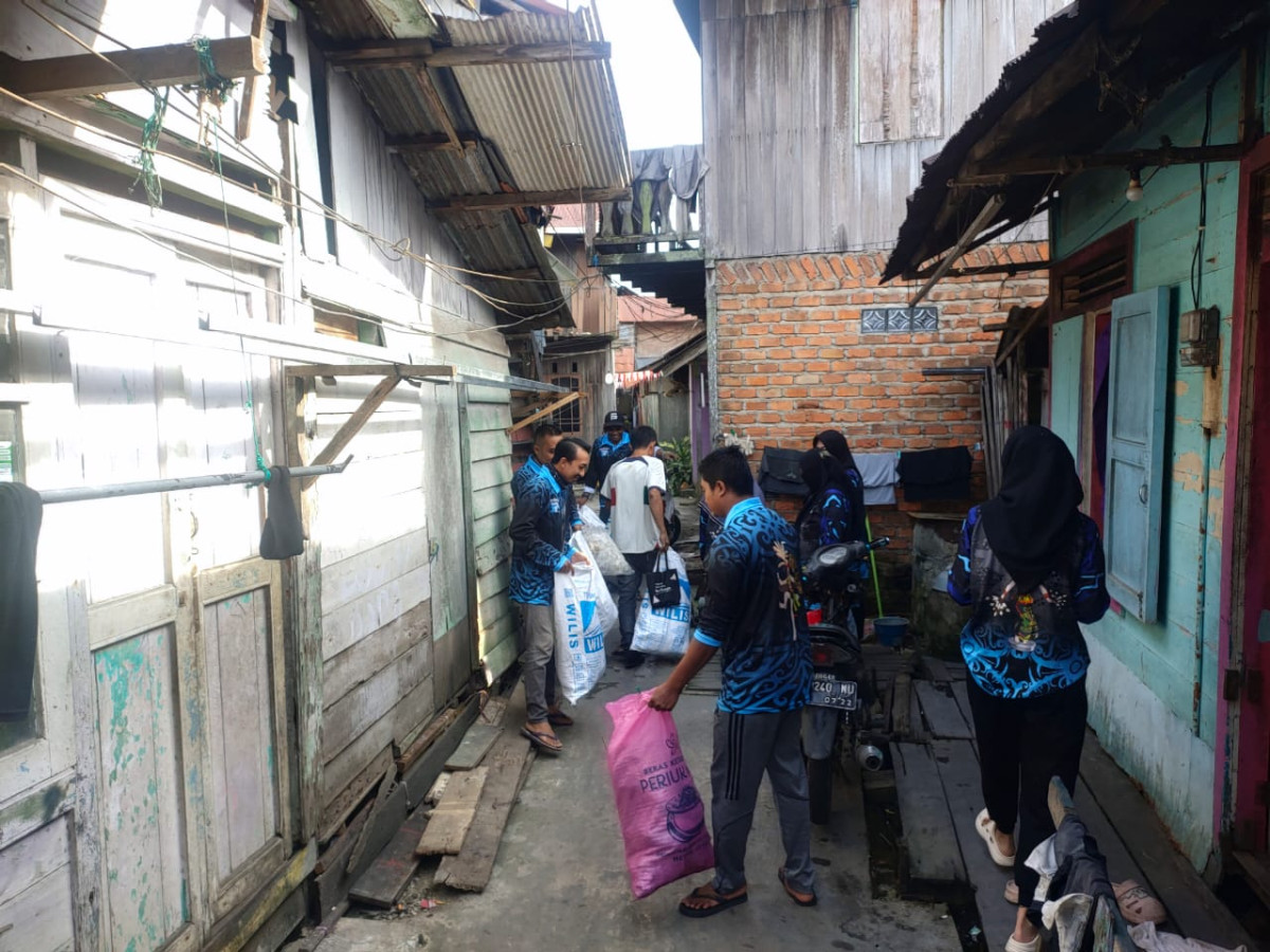 kerja bakti rt 18