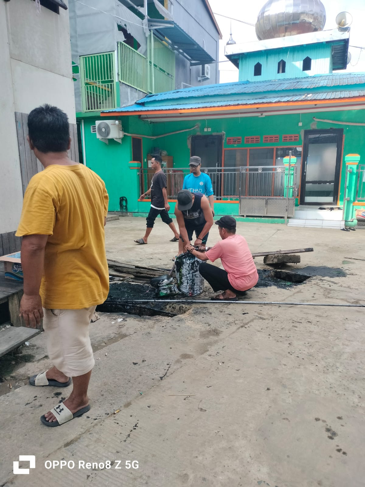 Gotong Royong Warga
