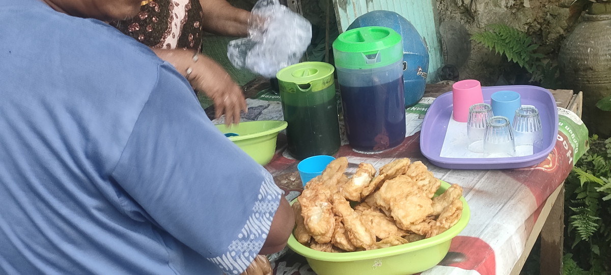 Kerja bakti lingkungan rt 24