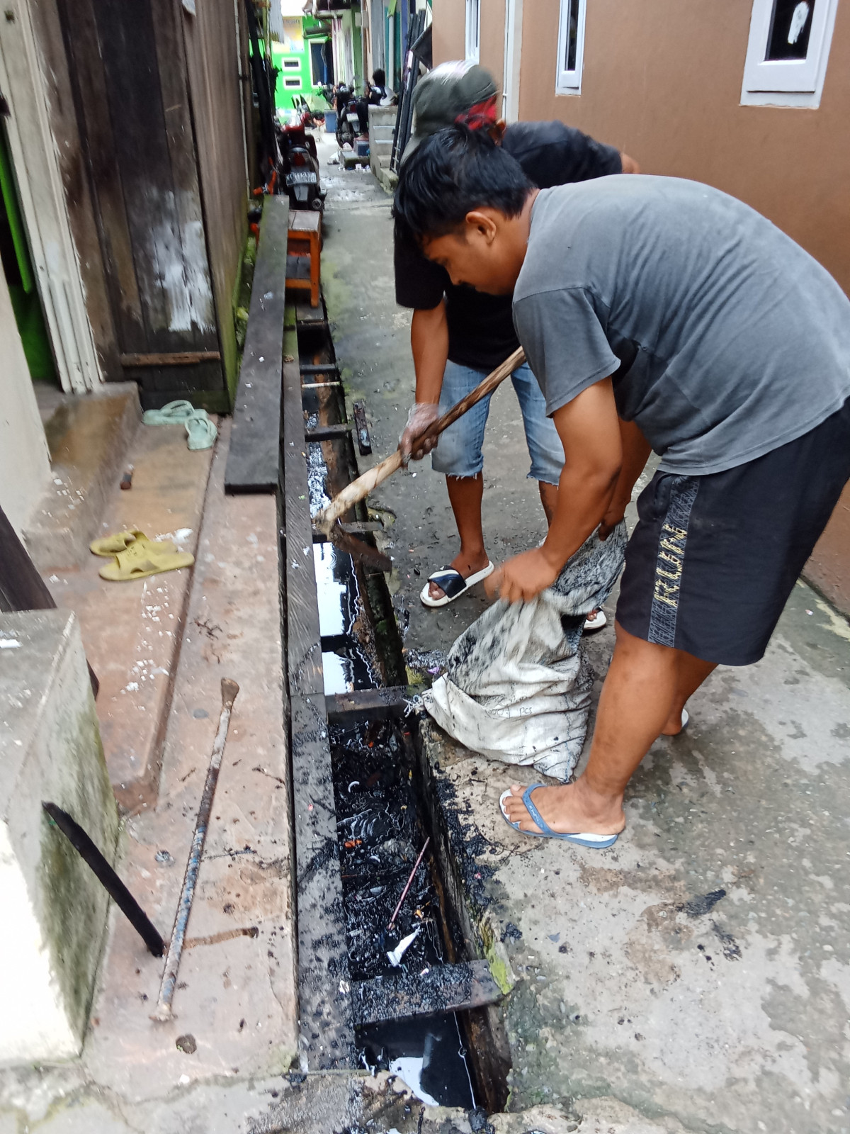 Kerja bakti / gotongroyong