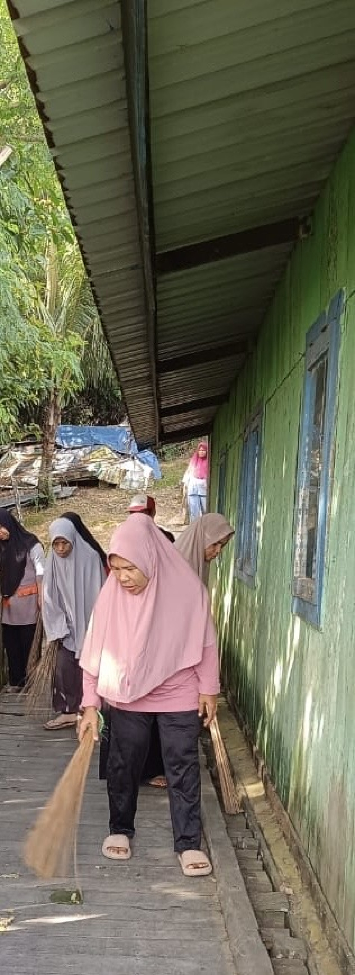 Gotong Royong RT. 31