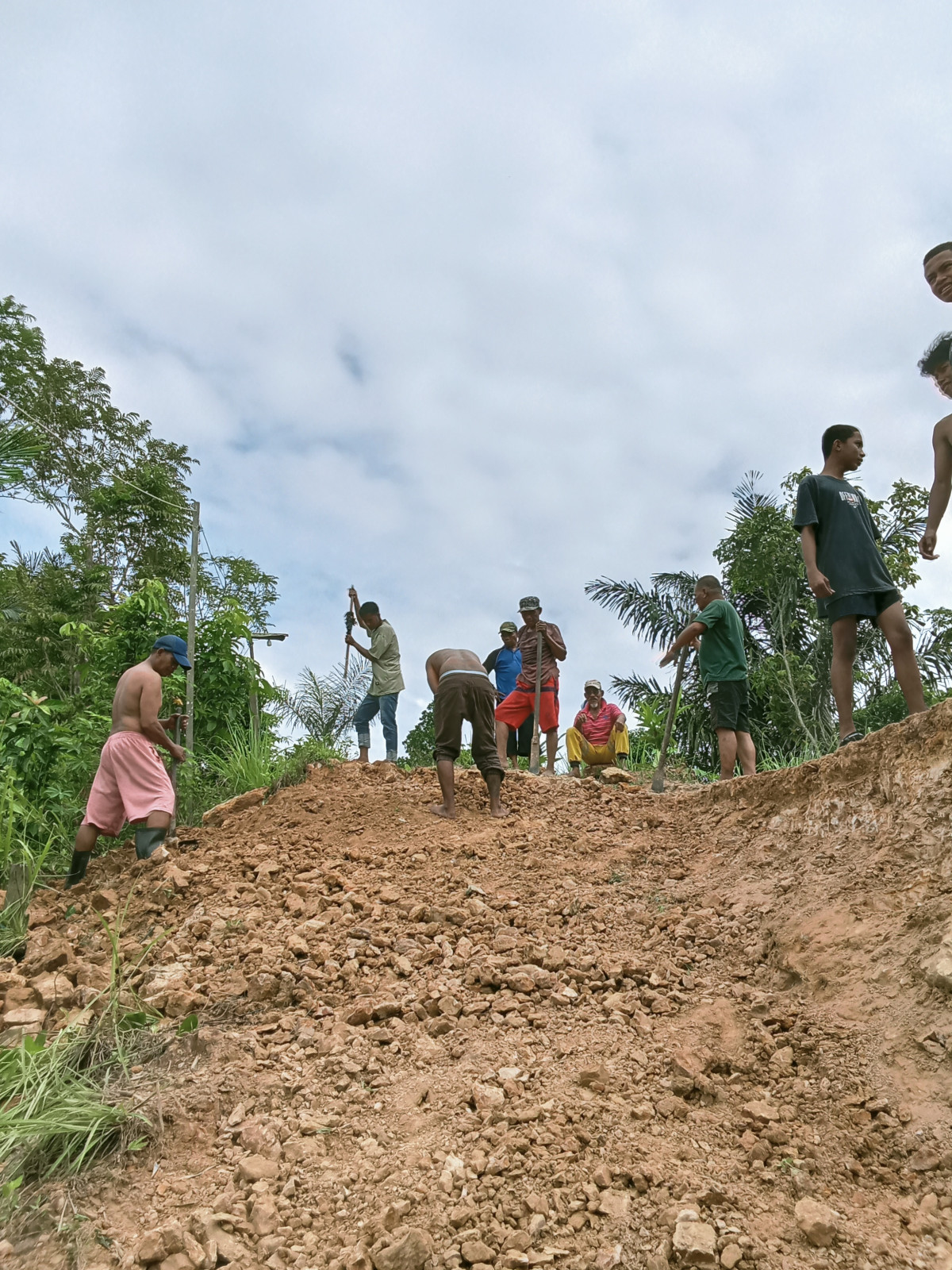 Gotong royong Rt.18