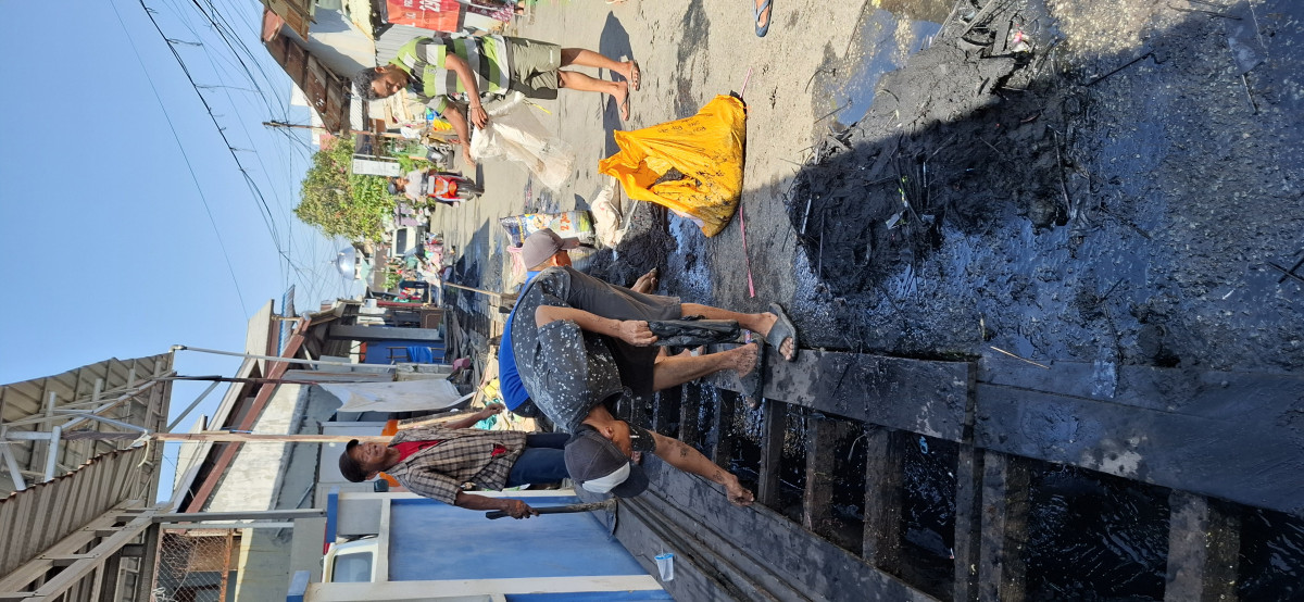 Kerja bakti minggu pertama