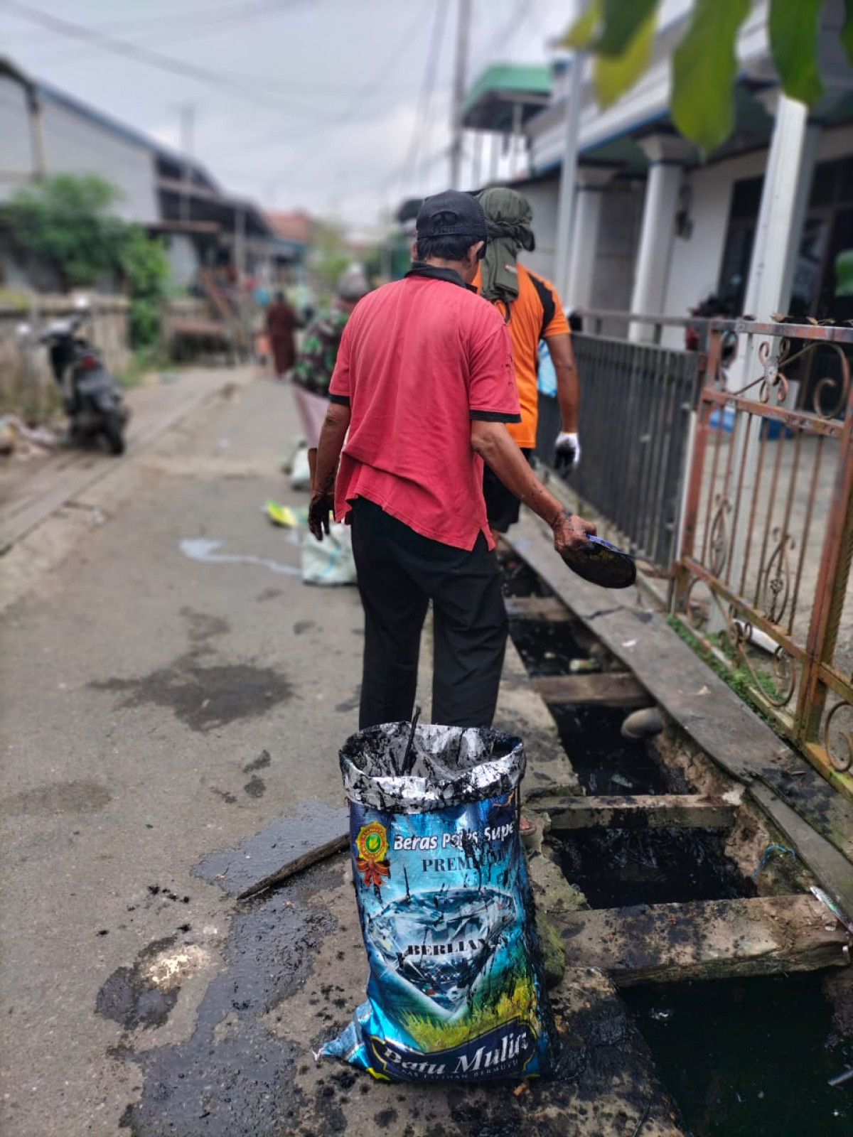 Gotong royong
