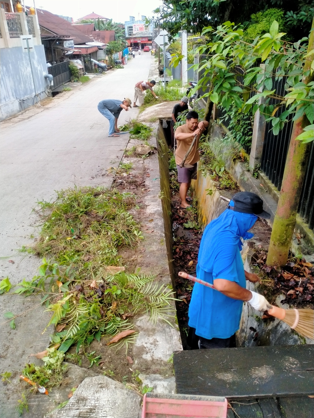 Kerja bakti RT 18
