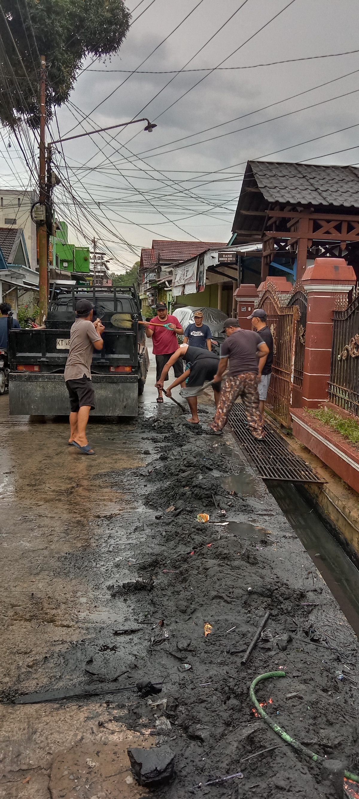 Pembersihan Drainase