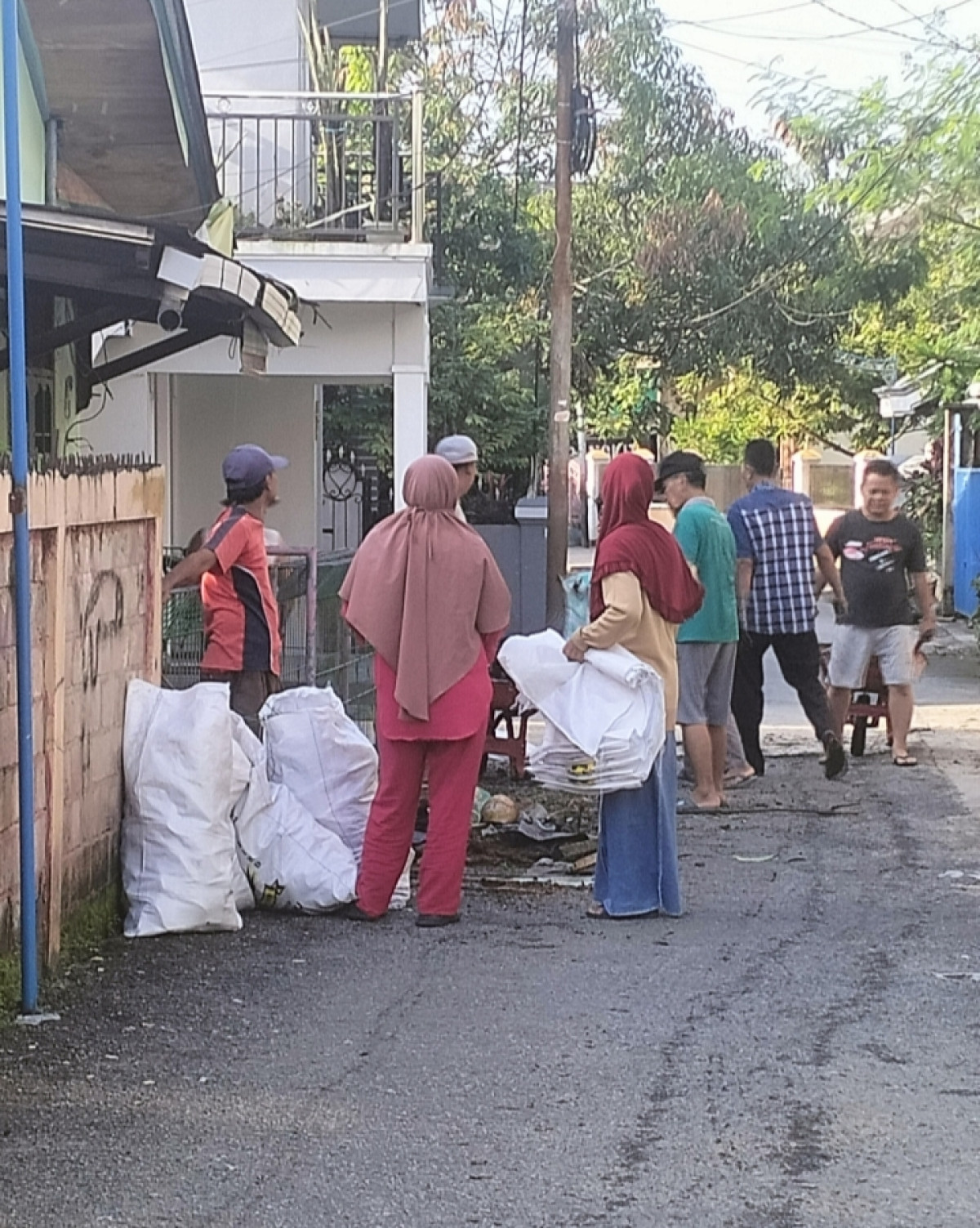 Kerja Bakti warga RT 06
