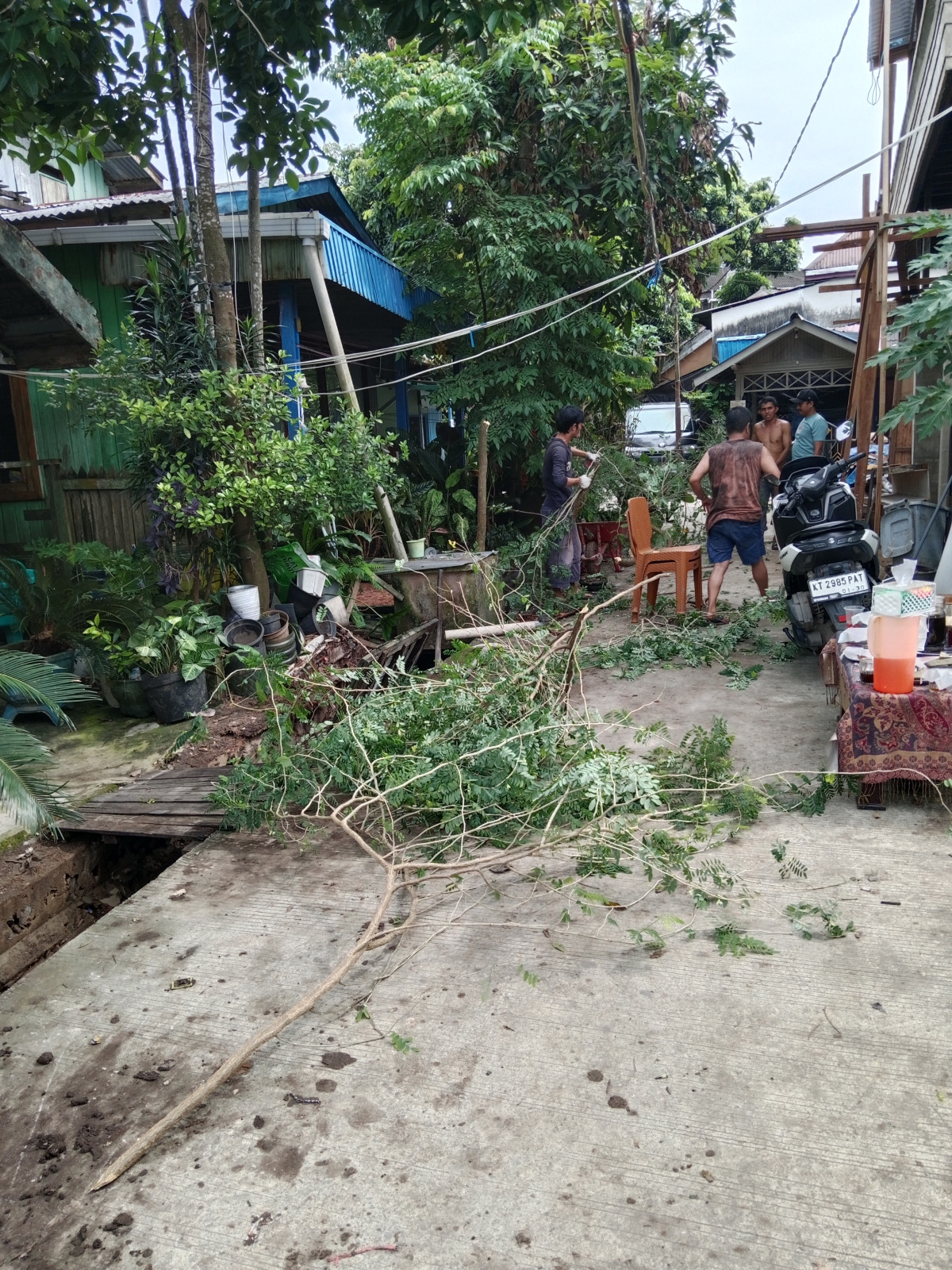 Kerja bakti RT 09