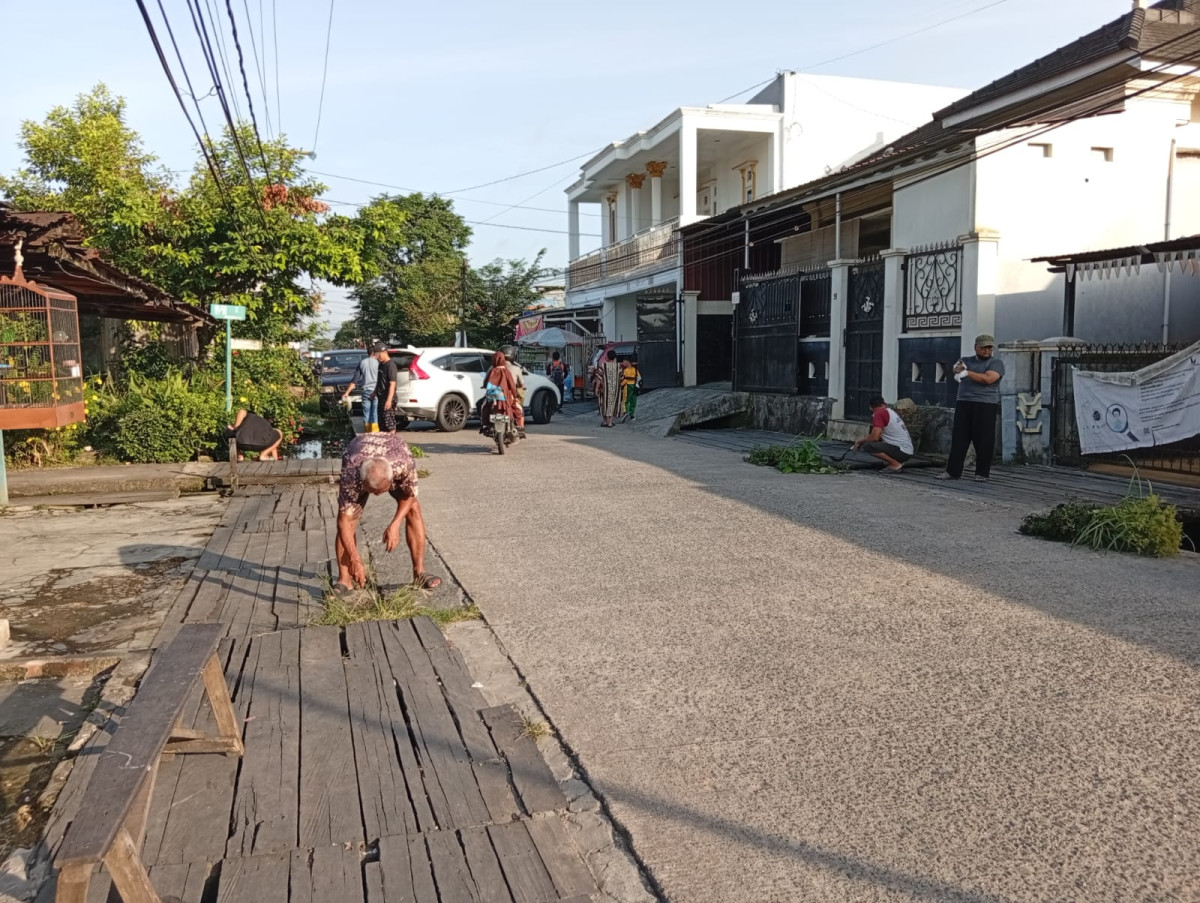 Kerja Bakti