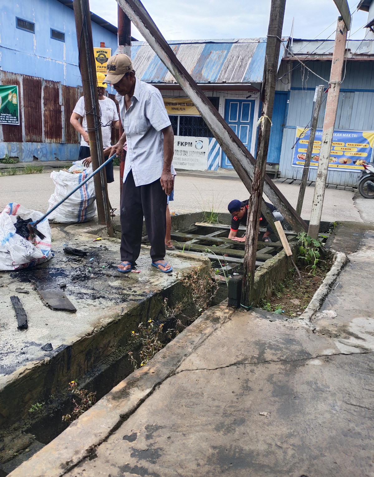gotong royong