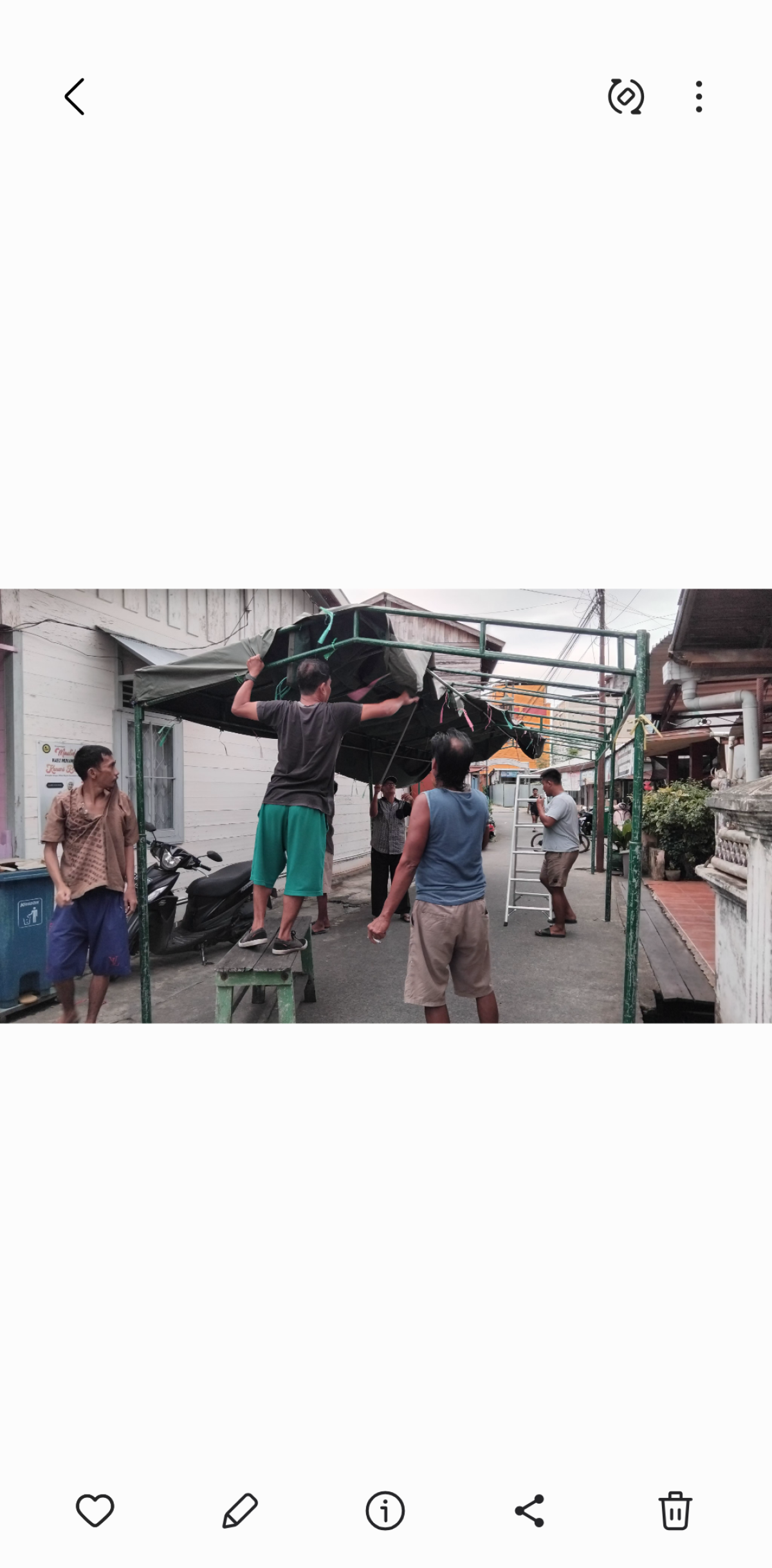 Gotong royong