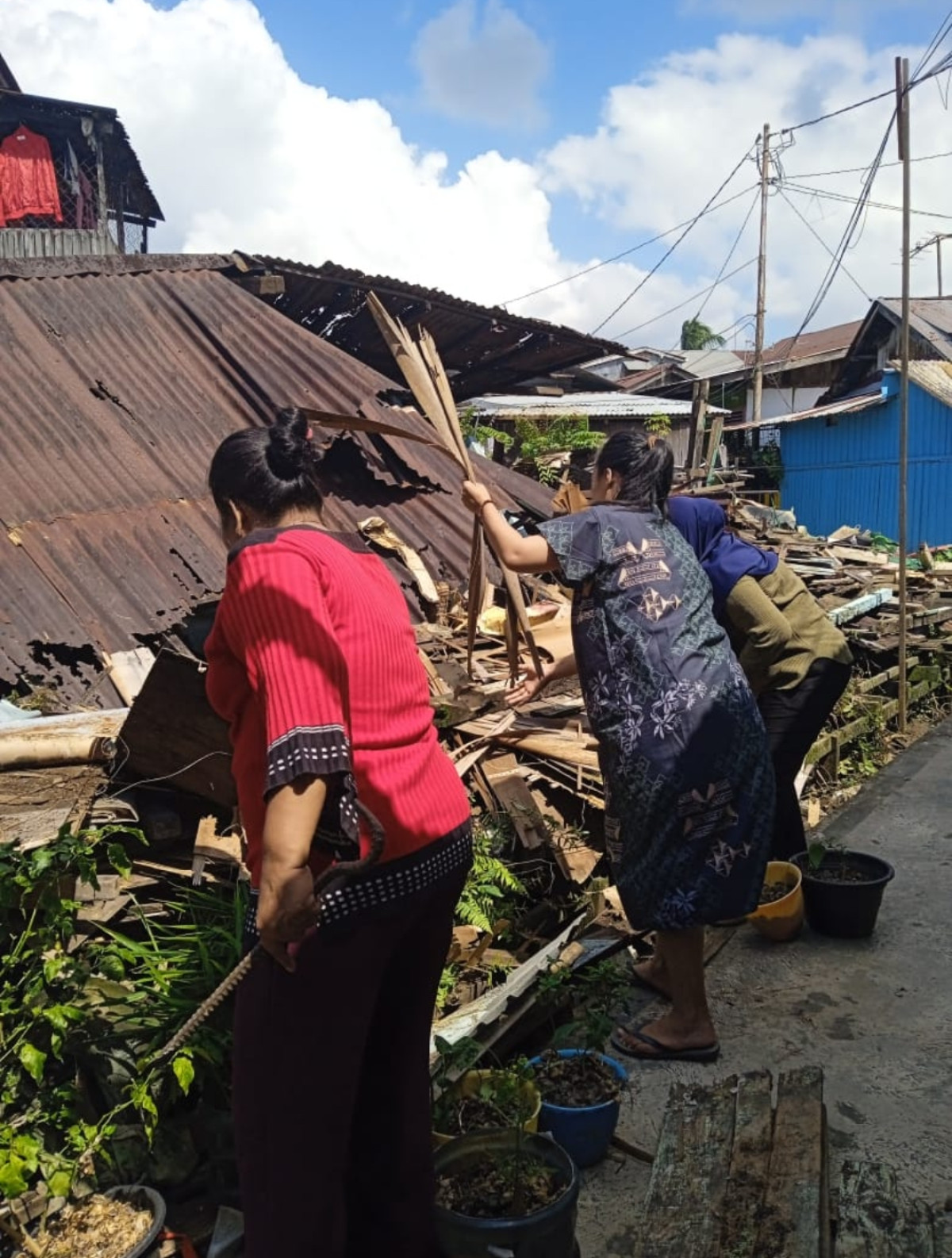 jl. lambung mangkurat gg tepian