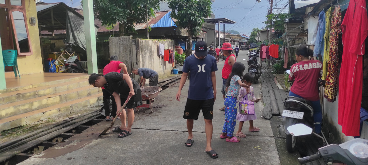 Jl. Abdul Azis Samad Gg. Kenari 1