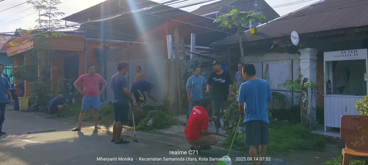 Kerja bakti kenari 1