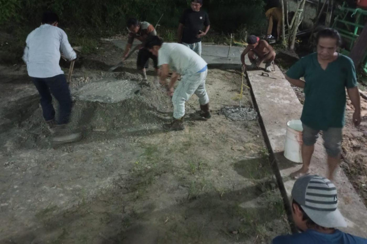 Gotong royong Semenisasi, lapangan