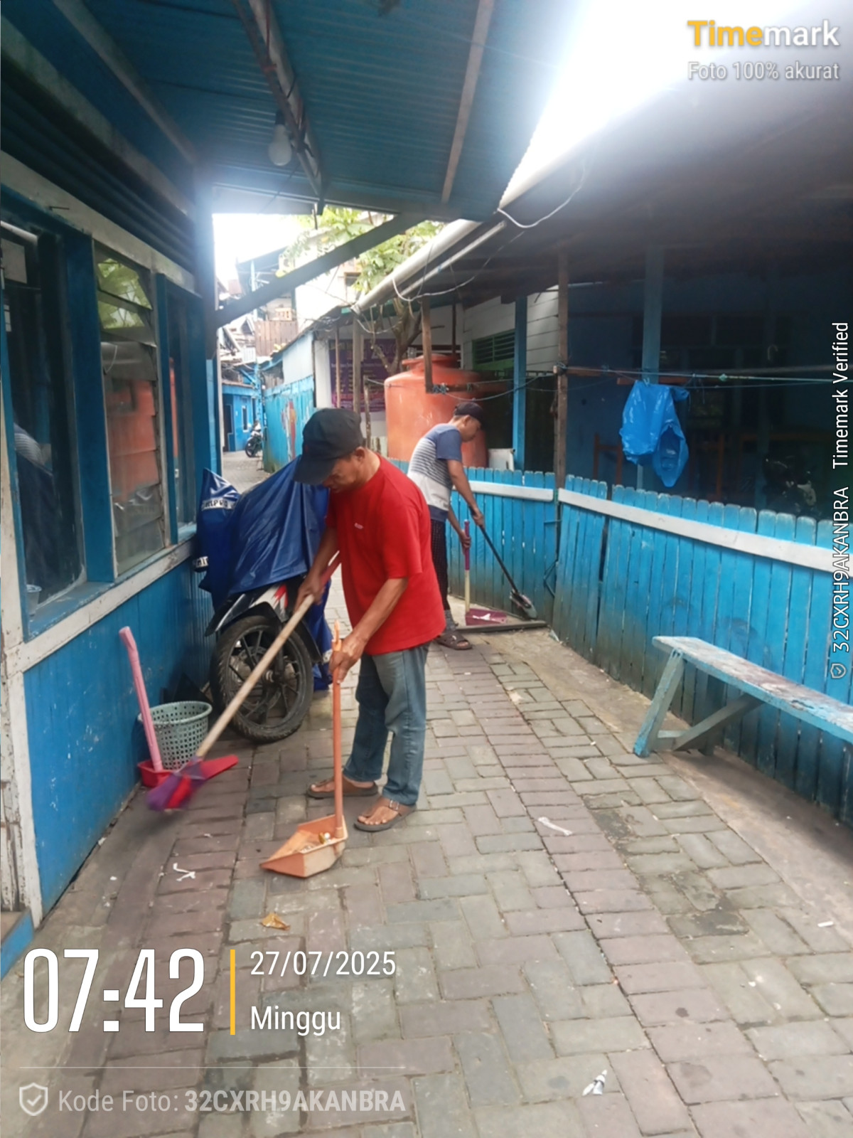Kerjabakti Gotong Royong