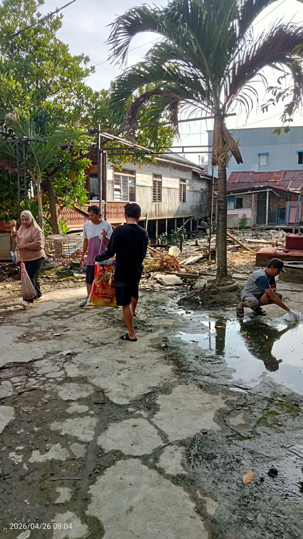 Kerja bakti Gotong Royong