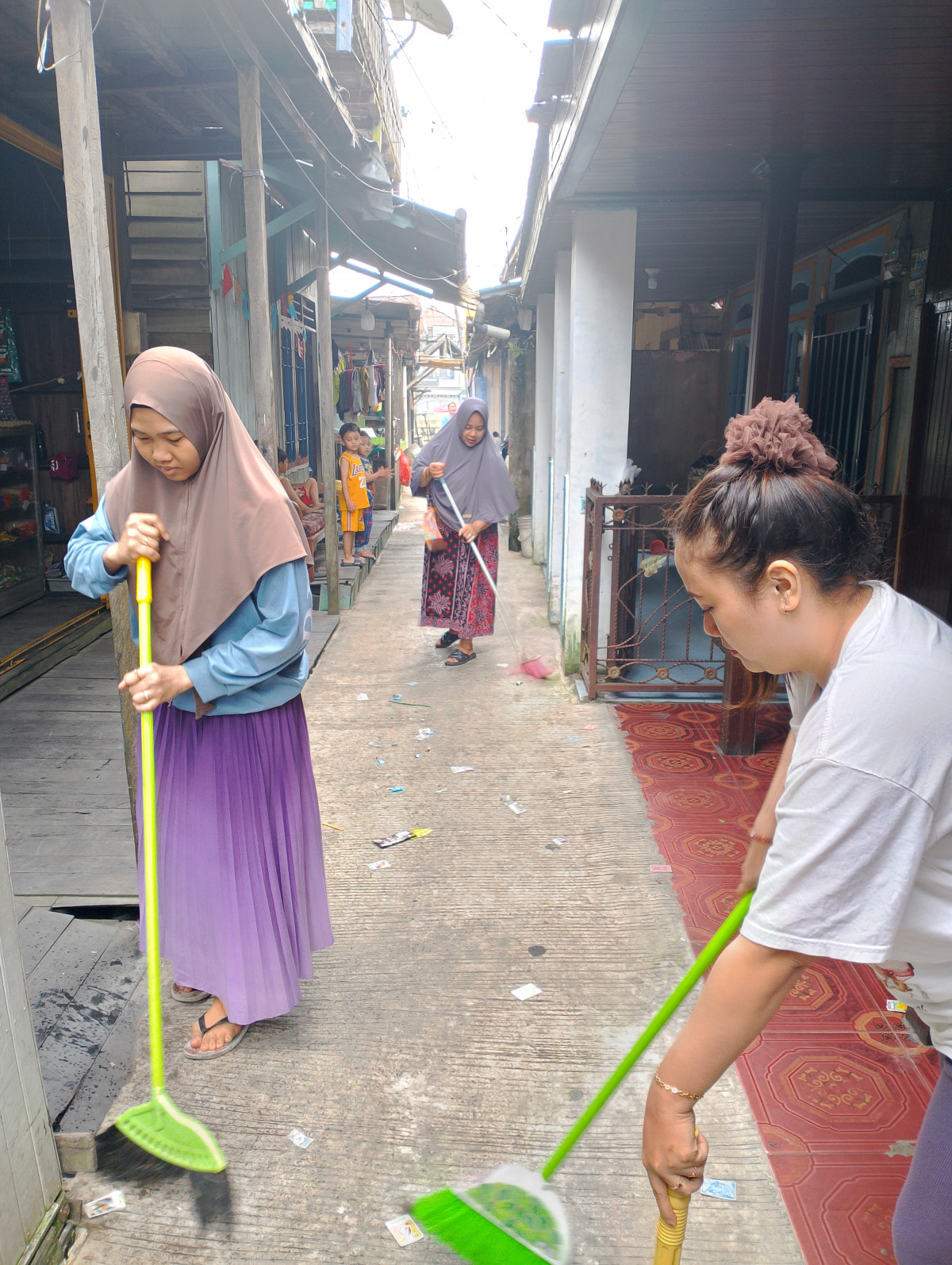 KERJA BAKTI RT43 LORONG GANESA