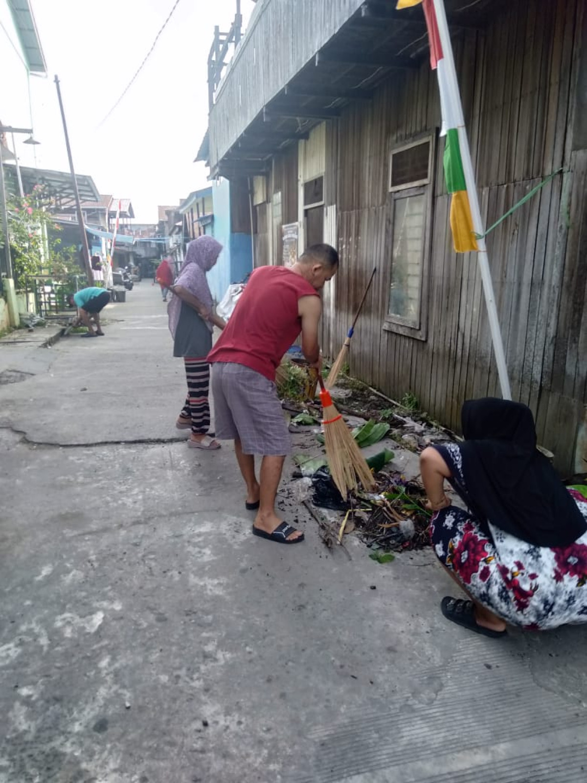 Kerja bakti jln Gatot Subroto GG mesjid