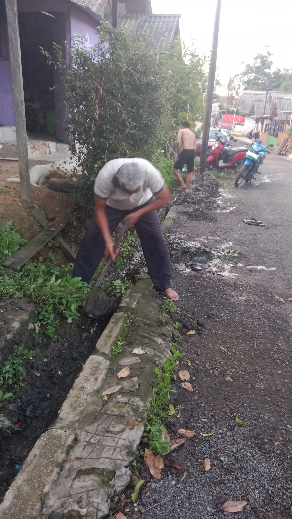 Kerja bakti jln. Basap