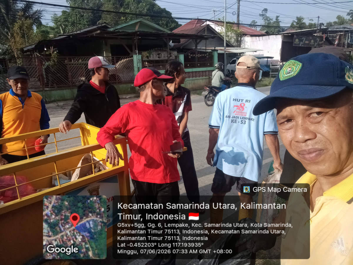 Kerja bakti bersama rt. Kebon Agung
