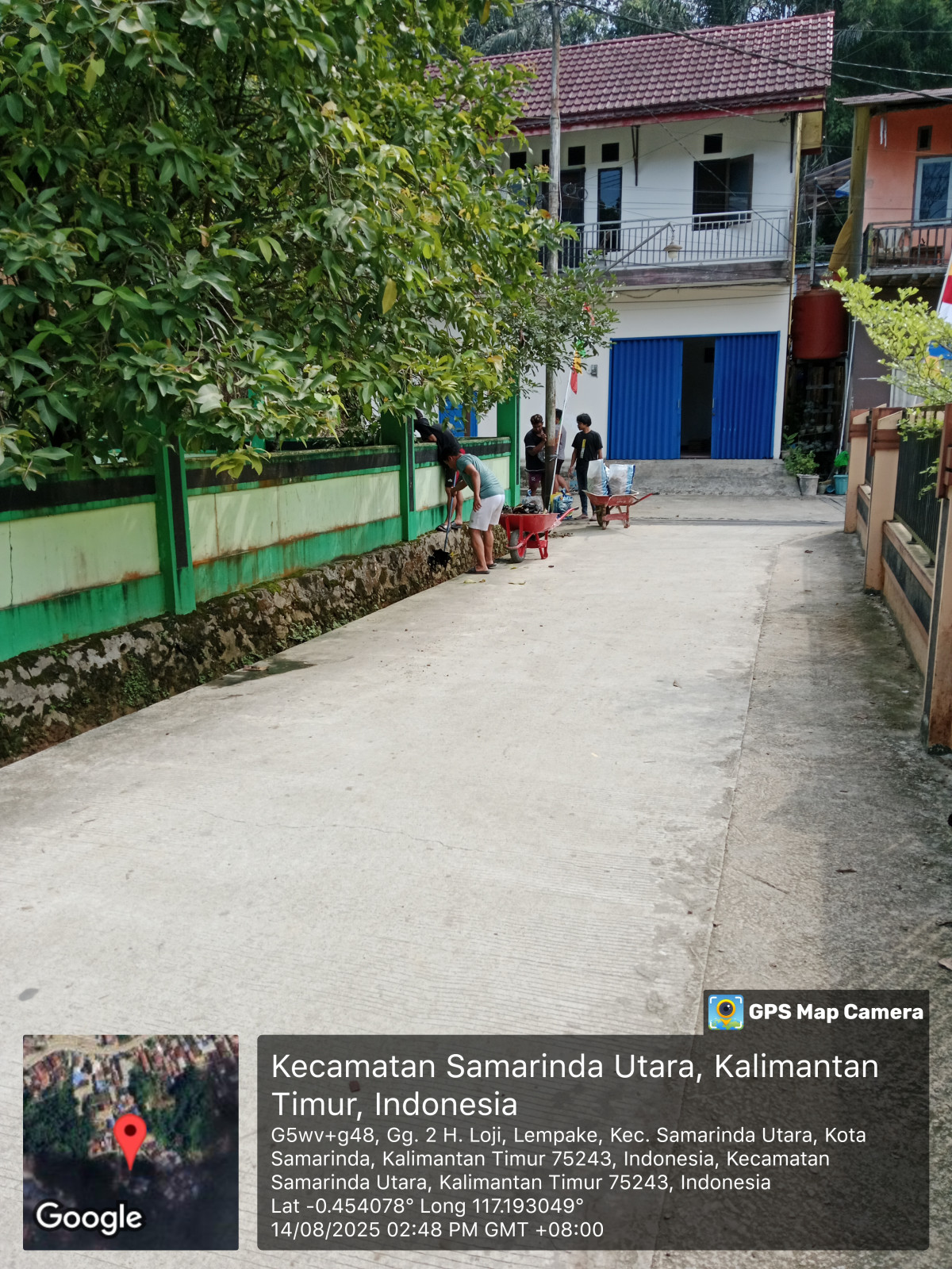 Bersihkan saluran parit buntu