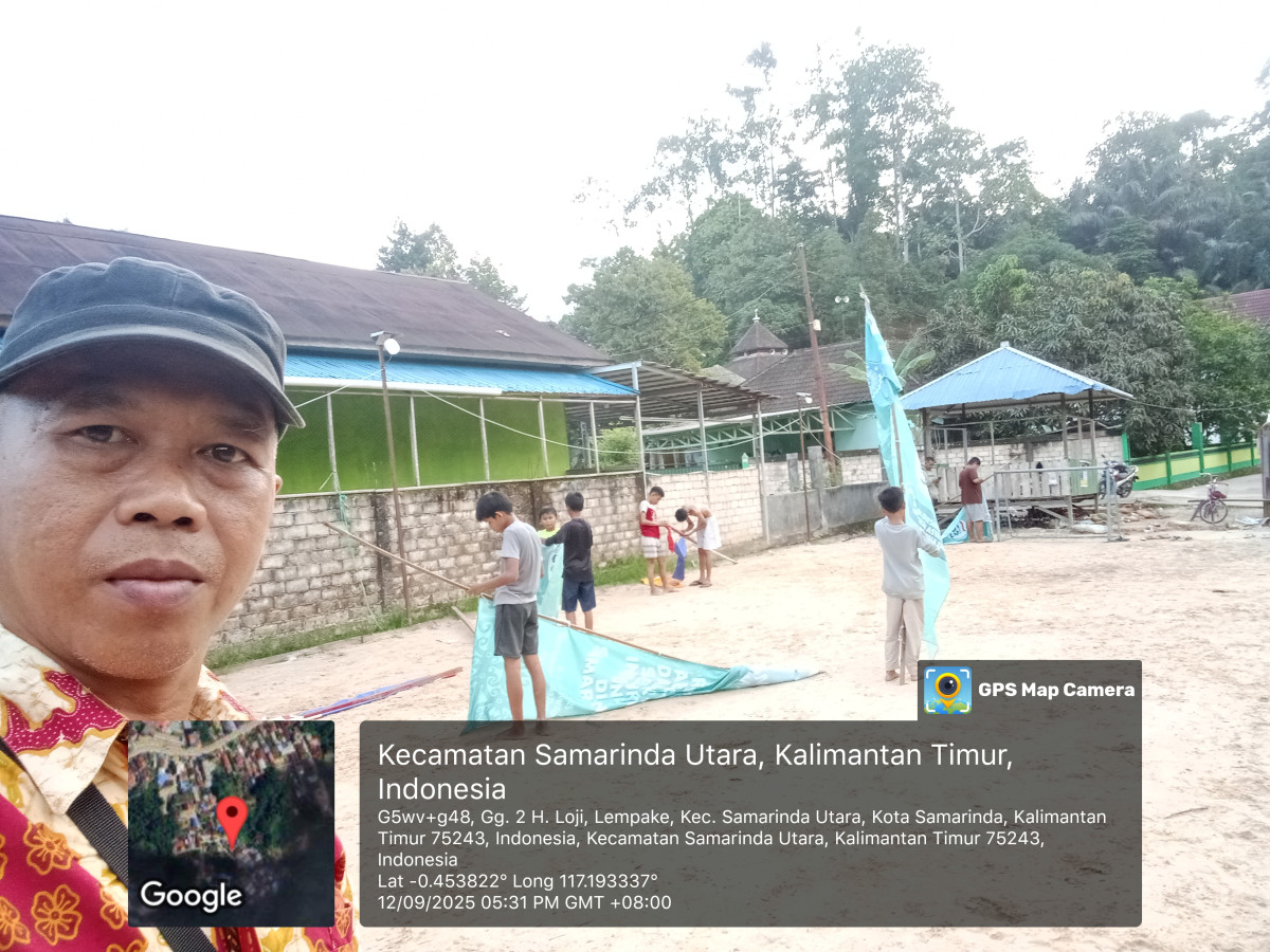 Lepas umbul umbul HUT RI agustusan