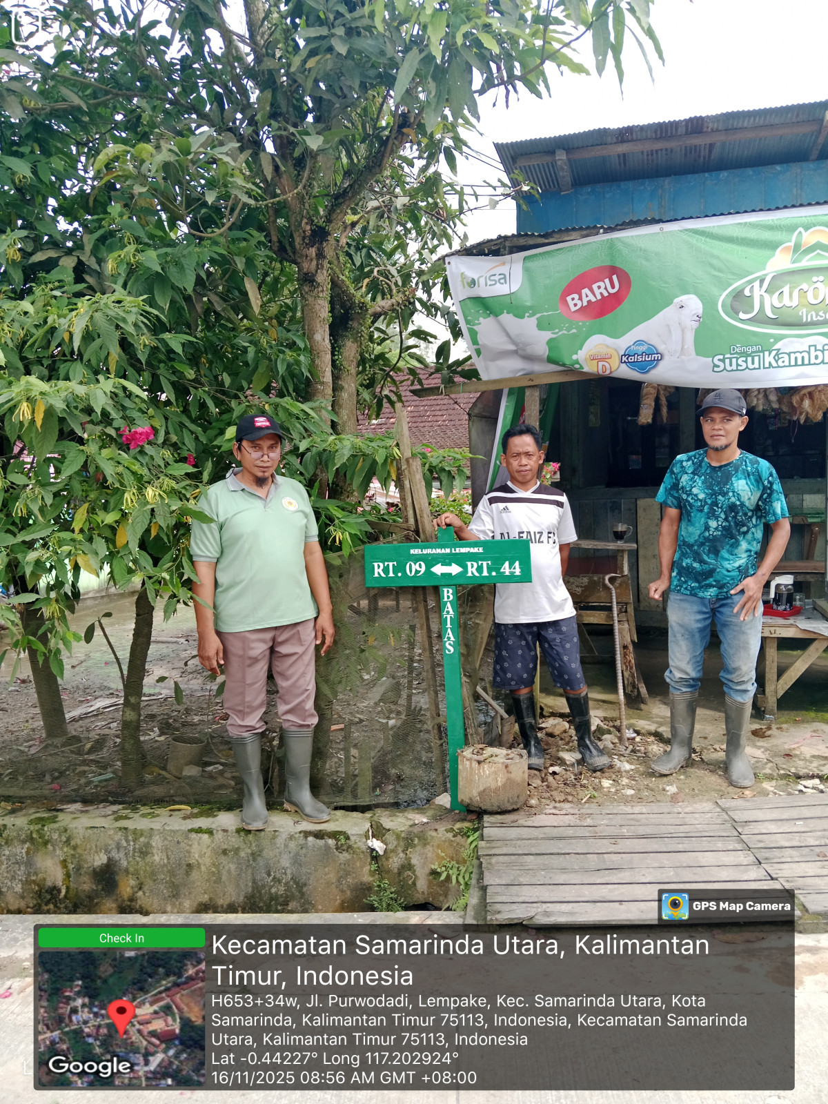 Gotong royong warga