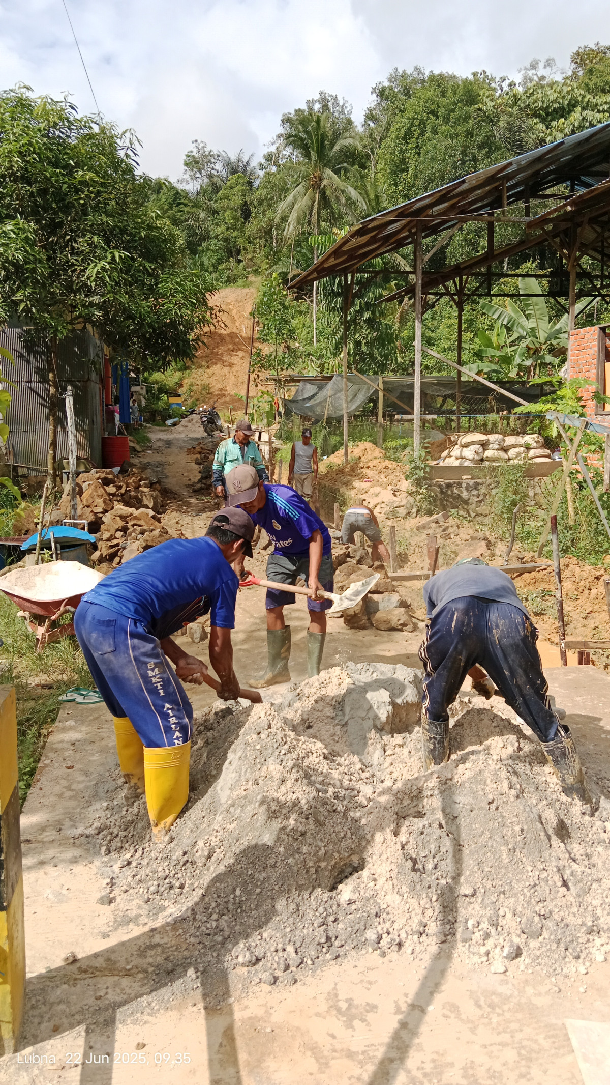 Gotong Royong Warga