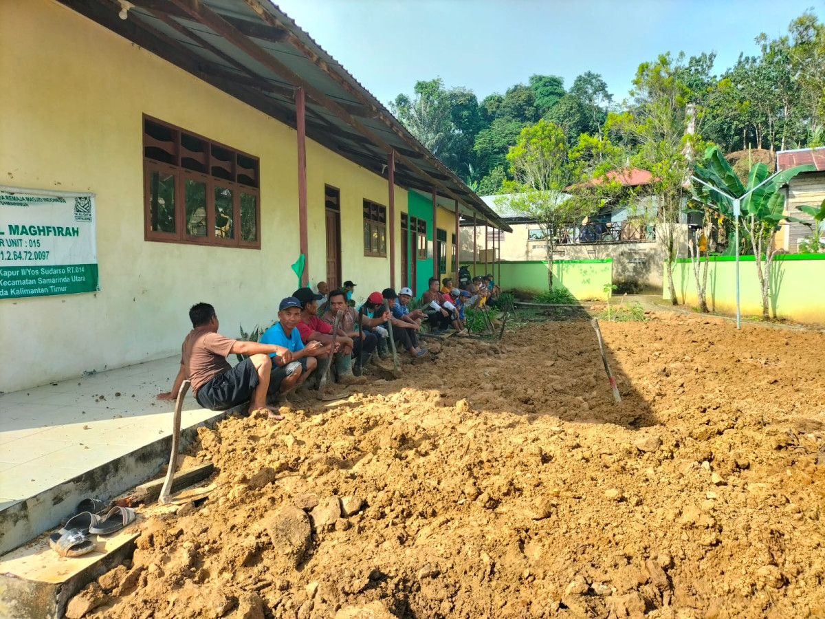 Renofasi Masjid Baitul magfiroh