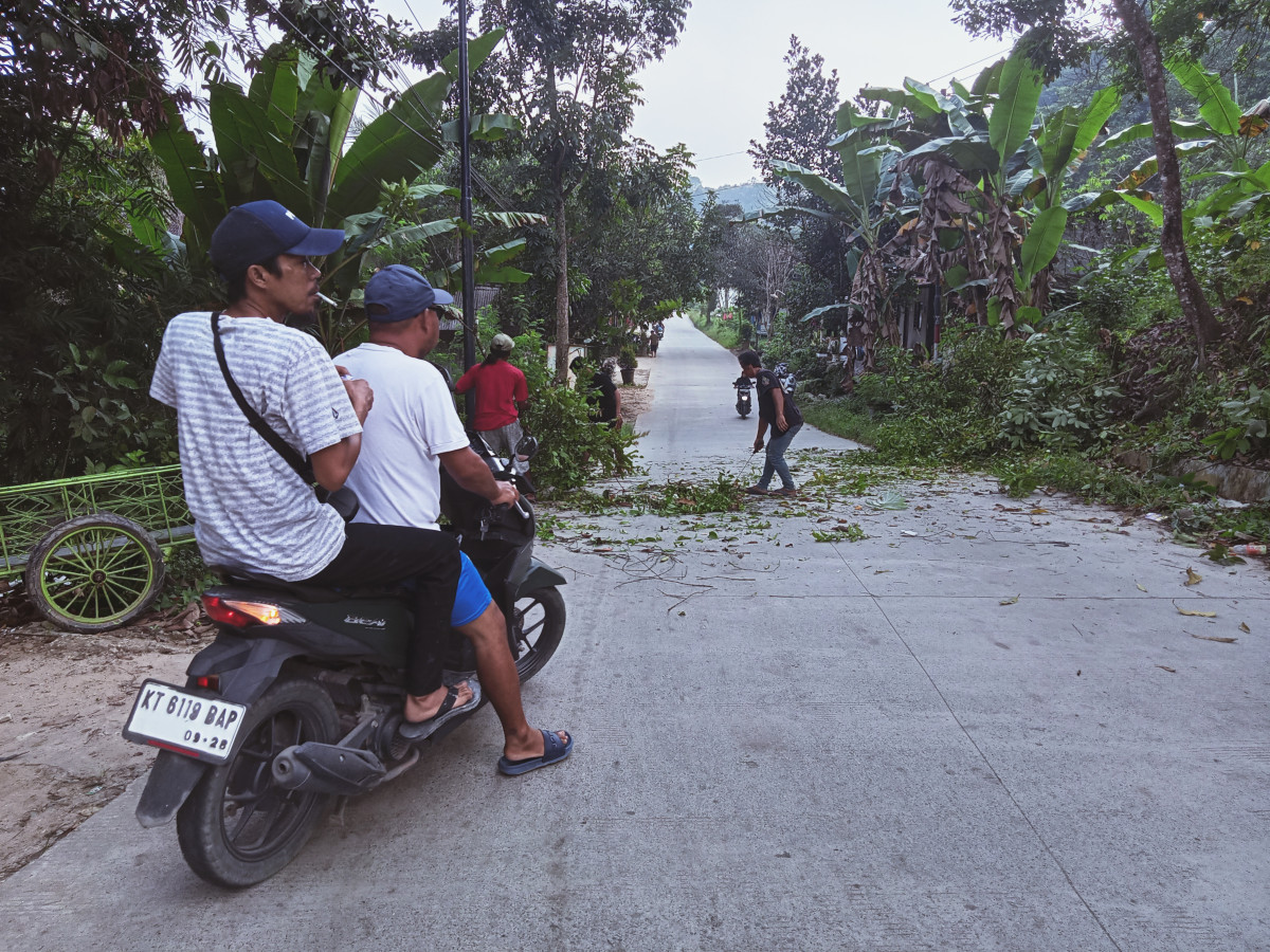 Gotong royong bulanan